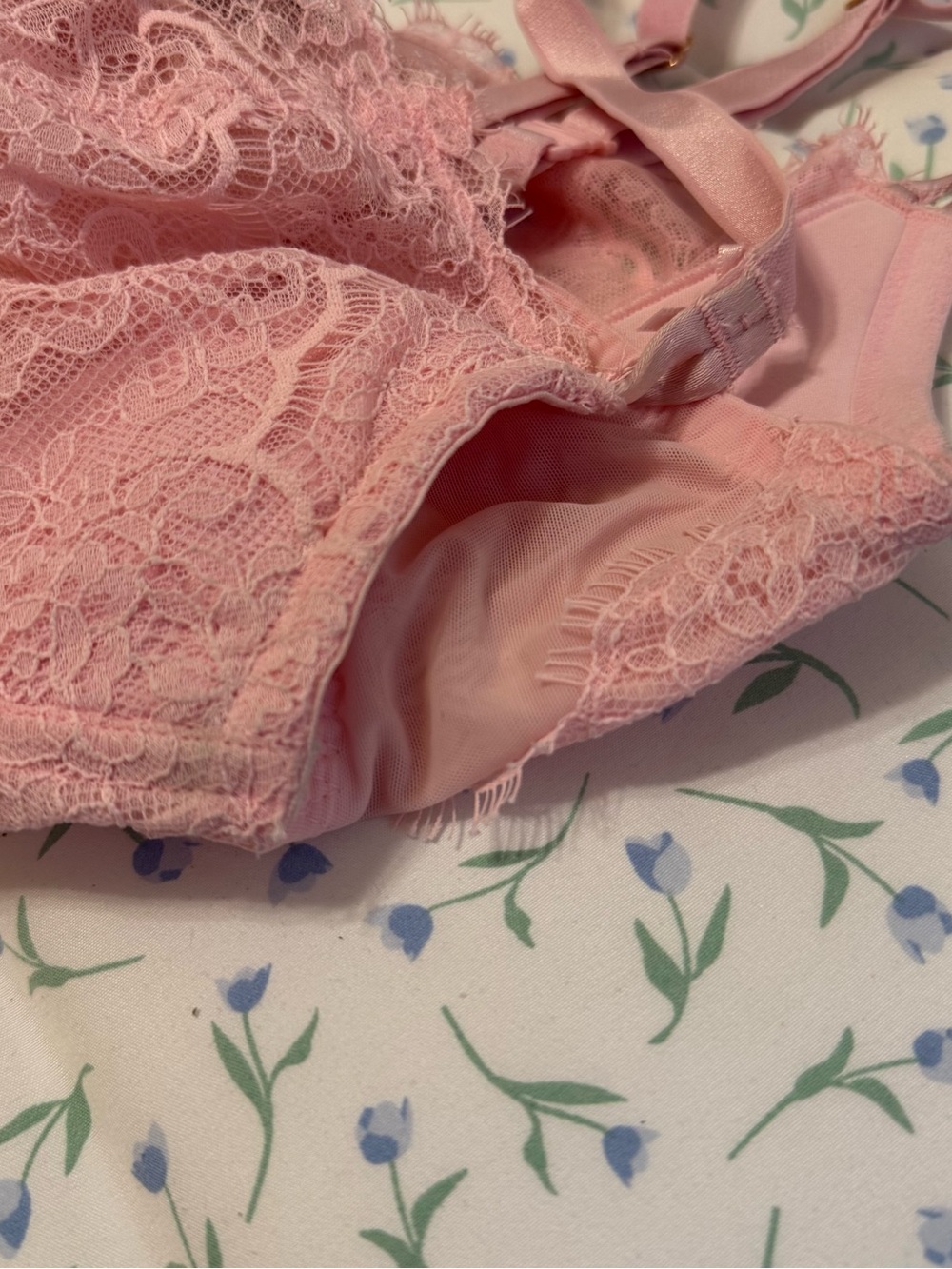 Victoria’s Secret Dream Angels Wicked Unlined Lace Balconette Bra - Picture 3 of 4